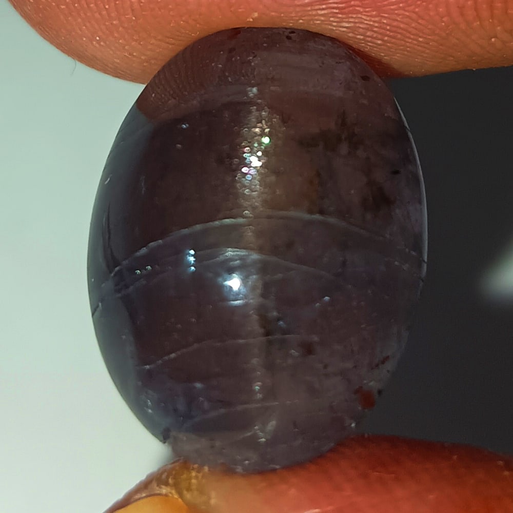 13.59 Ctw Natural Sunstone Catseye Oval Cab: No Reserve! Title: 13.59 Ctw Natural Sunstone Catseye Oval Cab Stone Clarity: Opaque Gemstones: Natural Sunstone Catseye Carat Weights: 13.59 Size/Dimensions: 17.10 x 12.90 x 9.40 mm Additional Inform