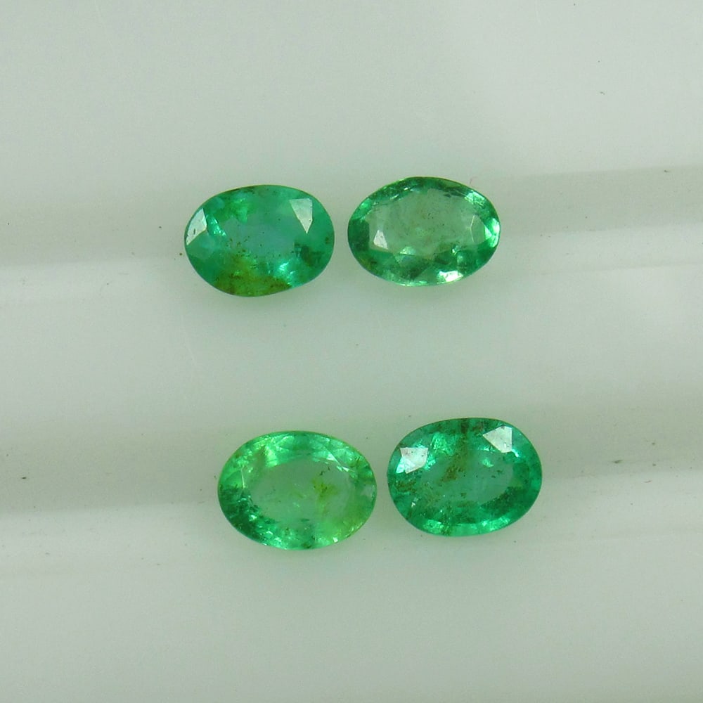 Natural Emerald Set - 0.64 Ct (1 of 3)