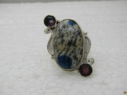 Sterling Silver Southwestern Contemporary Ring, Amethyst & Dyed Howlite, Sz. 9.5: Sterling Silver Southwestern Contemporary Ring, Amethyst & Dyed Howlite, Sz. 9.5, 9.80 grams with a large oval white stone, possibly howlite died with blue. The stone is 25.5mm by 15mm, bezel-set with