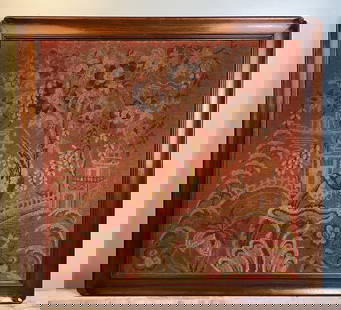ANTIQUE NEEDLEPOINT Beautifully Framed: Title: ANTIQUE NEEDLEPOINT Beautifully Framed Date/Period: unknown Dimension: approx 27.5 x 26 Material: mixed materials Additional Information: ANTIQUE NEEDLEPOINT Beautifully Framed Shipping: Domest