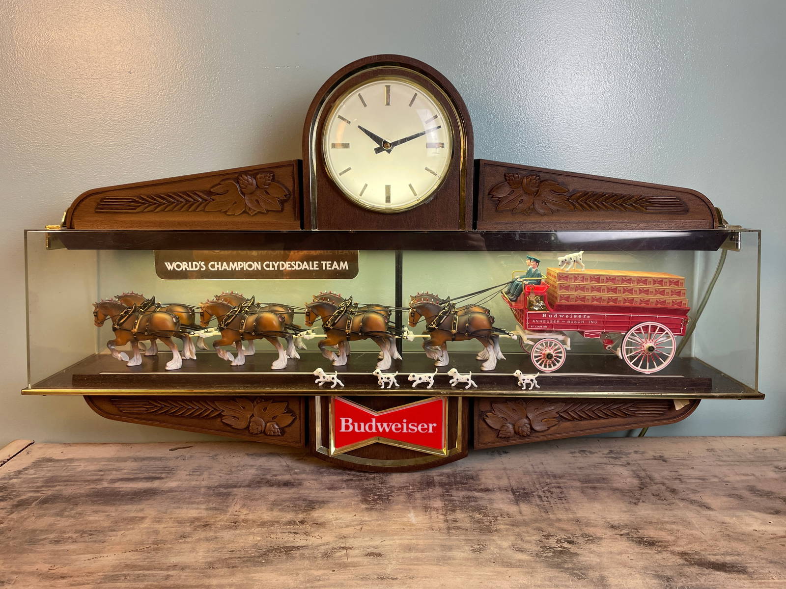 Vintage Budweiser Beer Champion Clydesdale Horse Team Hanging Clock