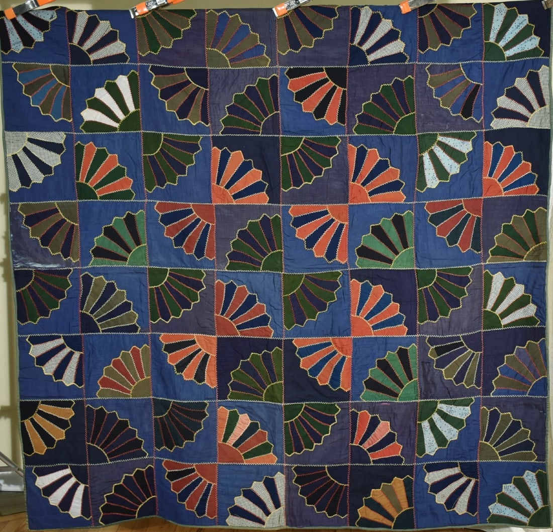 1910's Wool Fans Quilt (1 of 12)
