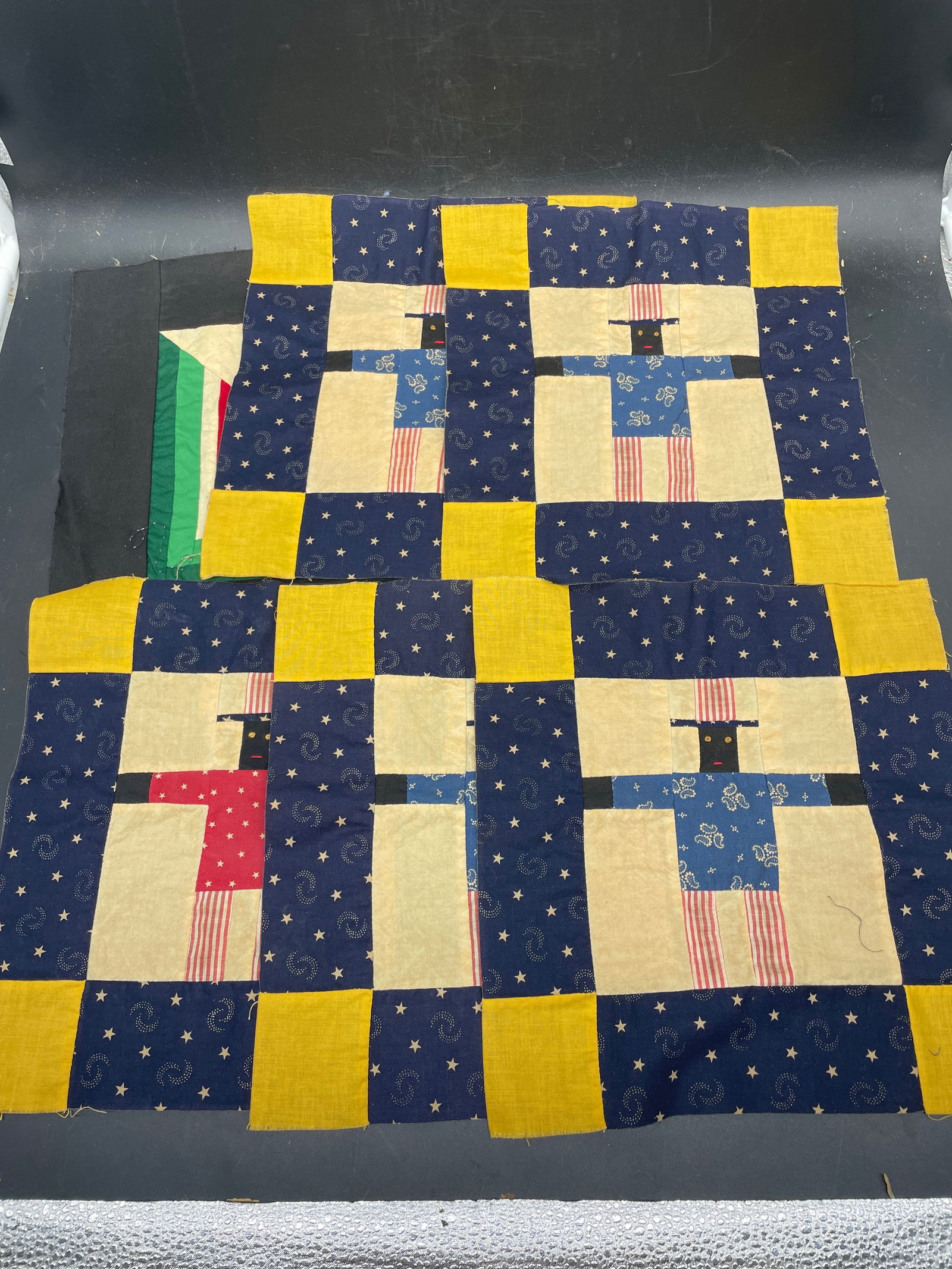 5 BLACK AMERICANA QUILT SQUARES (1 of 6)