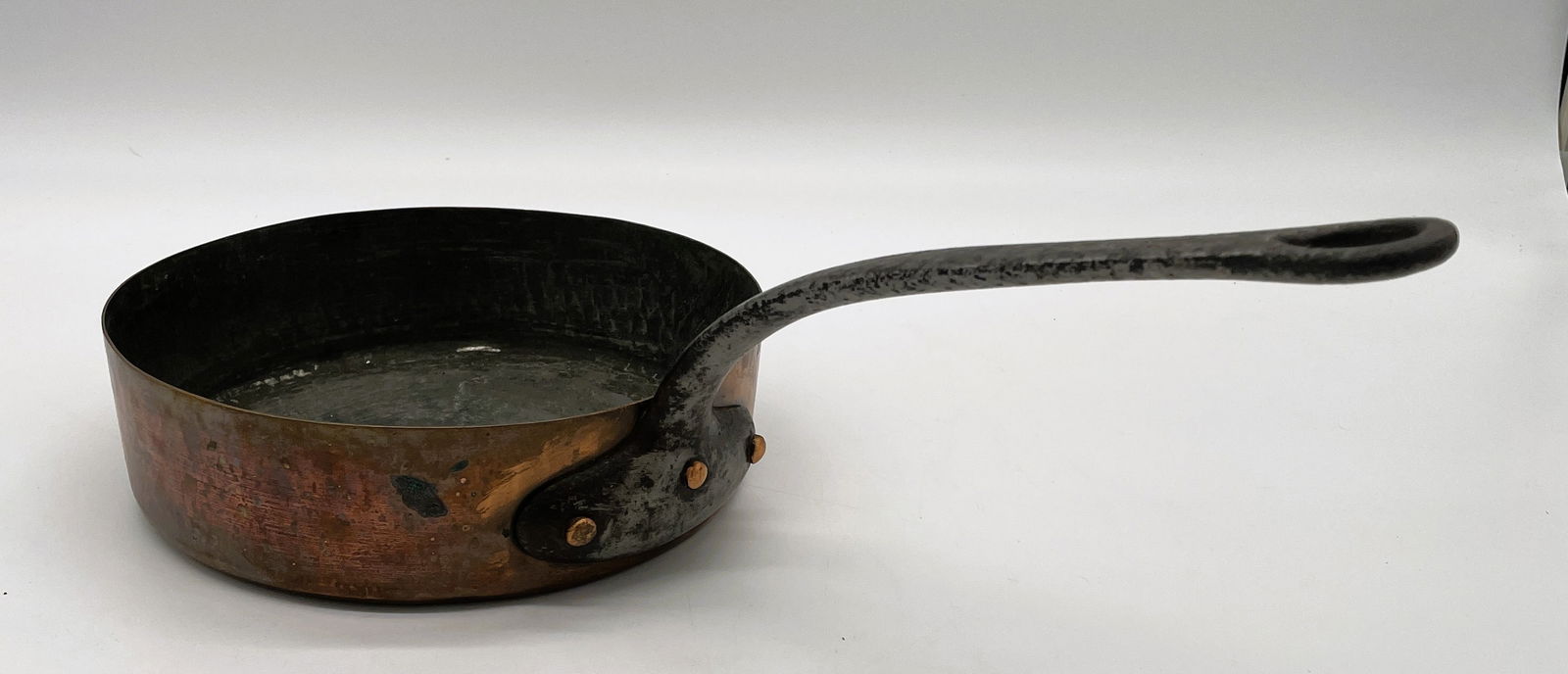 VINTAGE COPPER PAN SKILLET MARKED 22 (1 of 8)