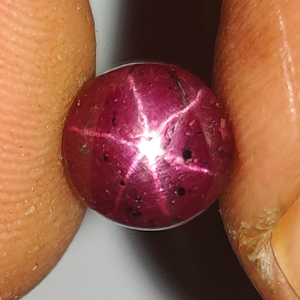 3.07 Ctw Natural Six Line Red Star Ruby Round Cab (1 of 2)