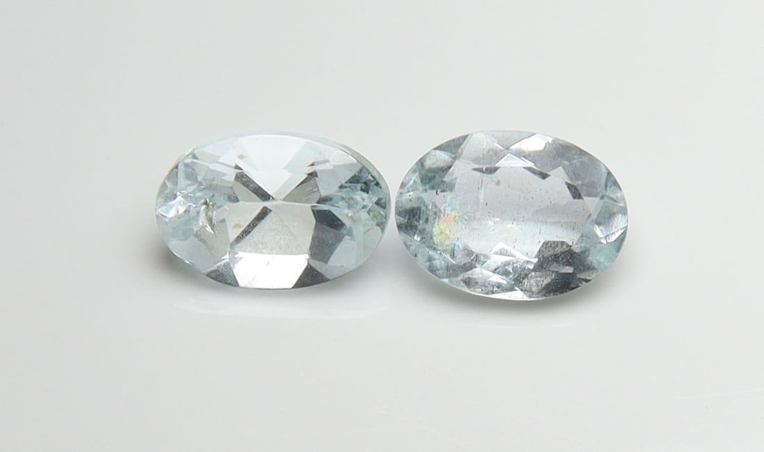 Beautiful " Natural Aquamarine " 1.48 Cts Natural Aquamarine Pair: No Reserve! Title: Beautiful " Natural Aquamarine " 1.48 Cts Natural Aquamarine Pair Additional Information: Gemstone : Natural Aquamarine Origin : Australia Weight : 1.48 carats Dimensions : 7x5 mm, 
