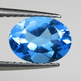 1.33 Ctw Natural Blue Topaz Oval Cut: No Reserve! Title: 1.33 Ctw Natural Blue Topaz Oval Cut Stone Clarity: VVS Gemstones: Natural Blue Topaz Carat Weights: 1.33 Size/Dimensions: 8.30 x 6.30 x 3.80 mm Additional Information: Excellent Ov