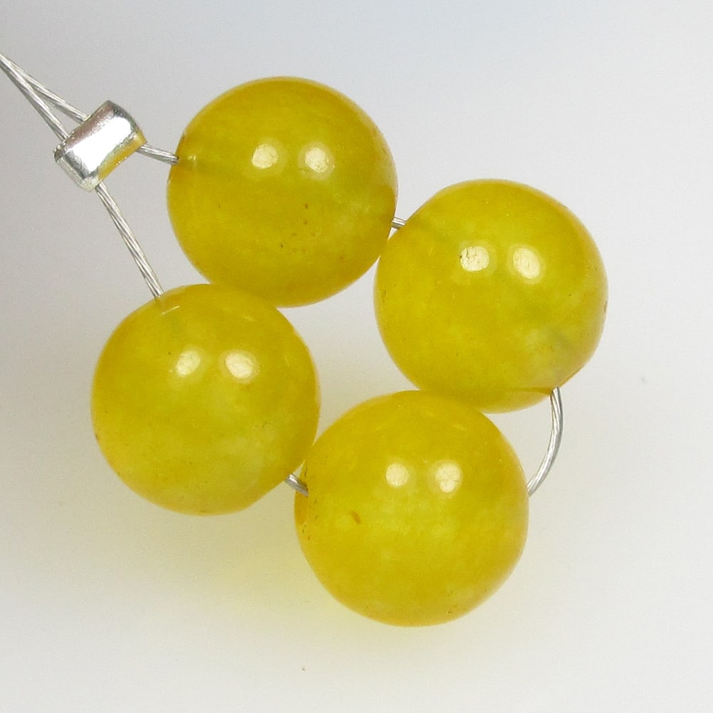 6.70 Ctw Natural 4 Drilled Yellow Onyx Round Beads (1 of 2)