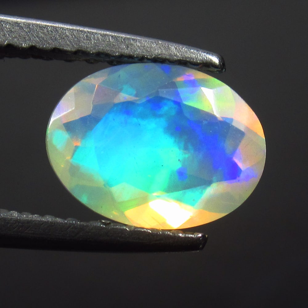 Natural Multicolor Opal - 0.74 Ct (1 of 2)