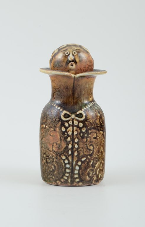 Stig Lindberg (1916-1982), Gustavsberg Studio. Rare bottle vase designed as a man. (1 of 6)