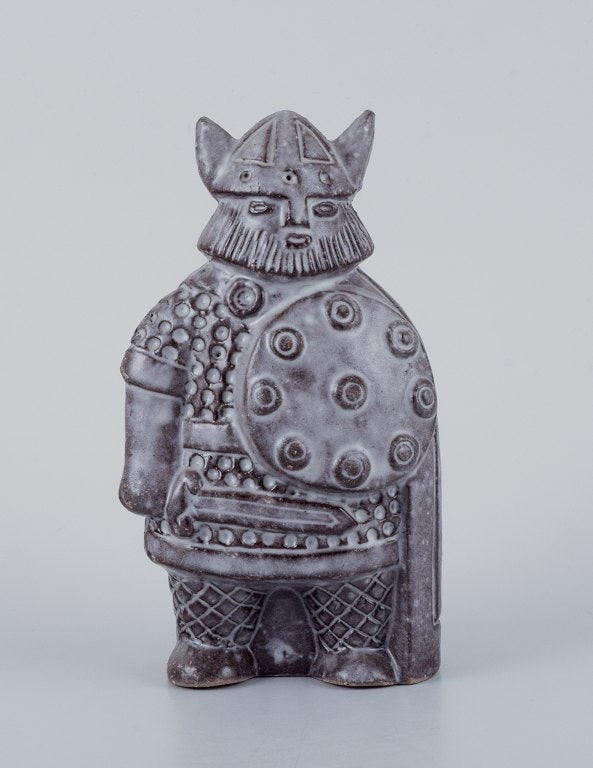 Taisto Kaasinen for Upsala-Ekeby, ceramic sculpture of a Viking. Grey glaze.: Taisto Kaasinen for Upsala-Ekeby, ceramic sculpture of a Viking. Grey glaze. 1960s. Marked. Perfect condition. Dimensions: H 14.0 cm x D 8.0 cm. Reserve: $140.00 Shipping: Domestic: Shipping rates are