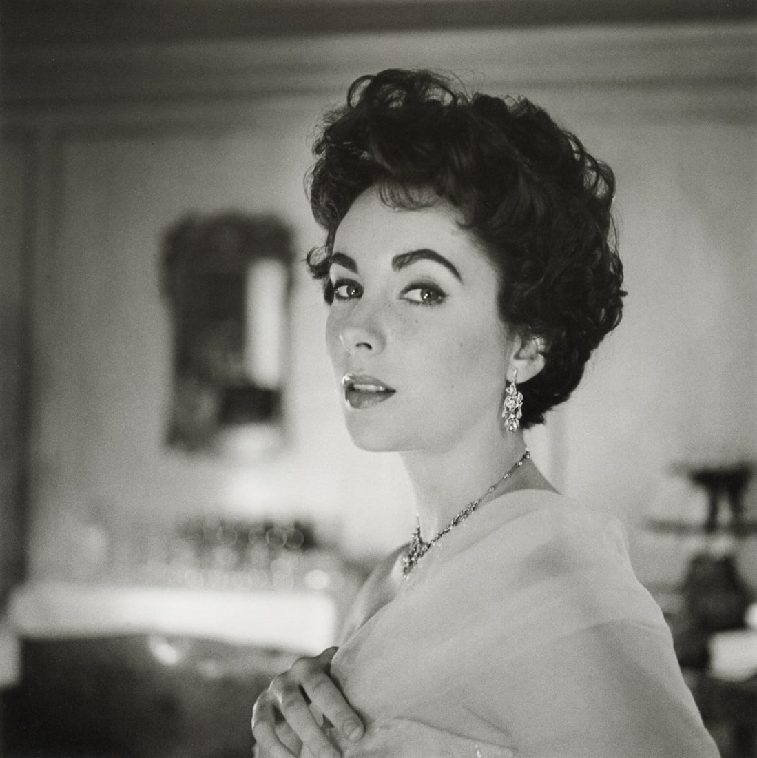 CECIL BEATON - Elizabeth Taylor, 1953: Artist: Cecil Beaton Title: Elizabeth Taylor, 1953 Medium: Photo Litho, 2015, China Dimensions: 10.2x10.2" Description: Heat Wax Mounted on 12x16" Conservation Board Artist Bio: Cecil Beaton was an En