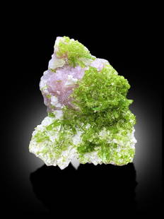 Green Tourmaline Crystals with Pink Lepidolite, Tourmaline Specimen, Tourmaline Cluster, Tourmaline: Materials: Gem type: Tourmaline Green Tourmaline Crystals with Pink Lepidolite, Tourmaline Specimen, Tourmaline Cluster, Tourmaline for sale, Mineral Specimen, Weight : 492 g Size : 115*85 mm