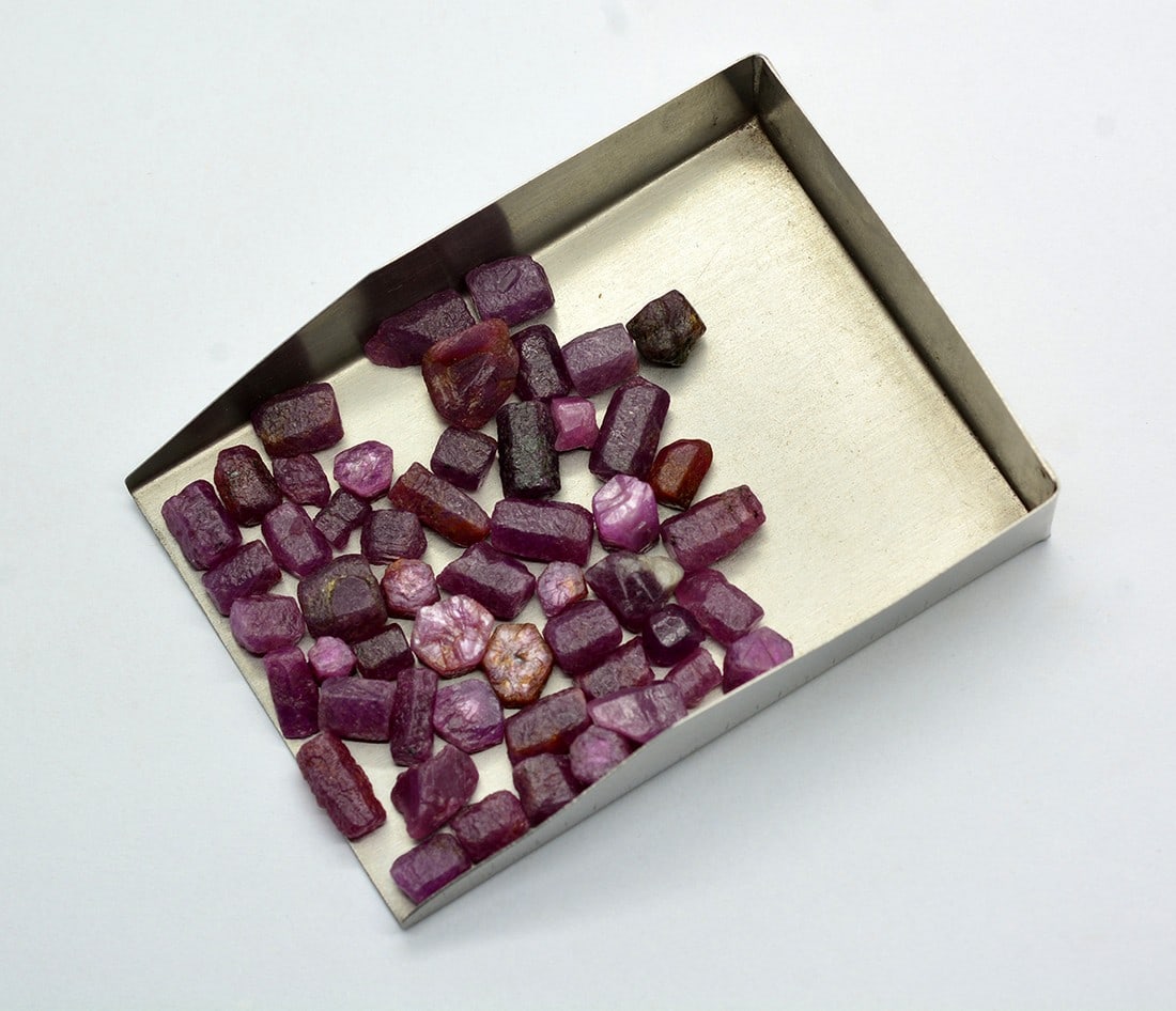 200 Carats Beautifulo Double Terminated Ruby Crystals (1 of 4)