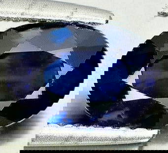 Natural Sapphire Oval Cut: Title: Natural Sapphire Oval Cut Gemstones: Sapphire Carat Weights: 0,70 approx. Size/Dimensions: 5,6 x 4,3 mm approx. Additional Information: Natural Sapphire Heated. Transparency: transparent with v