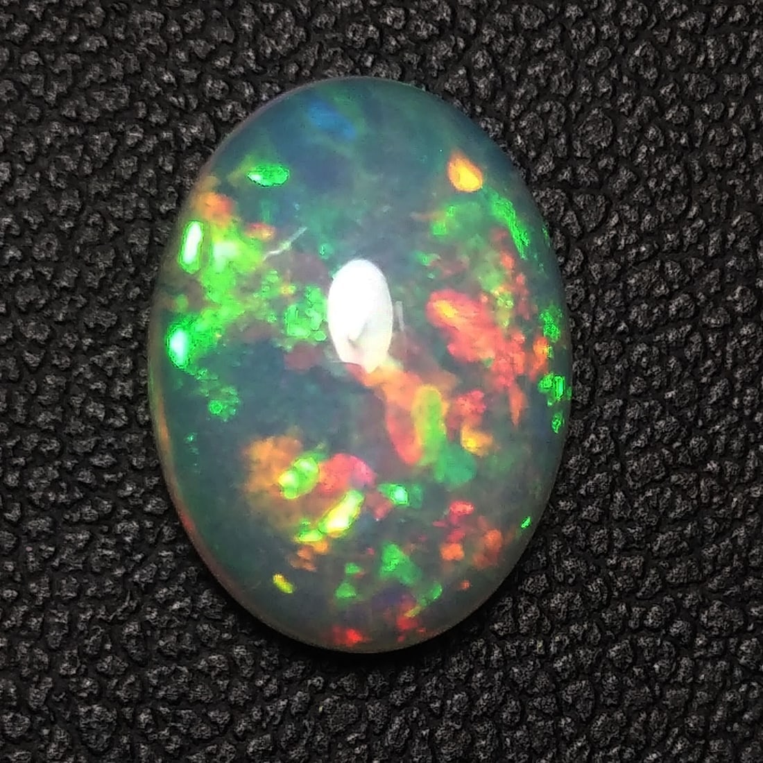 3.30 Cts WHITE OPAL MULTI COLOR TOP LUSTER 100 % NATURAL LOOSE GEMSTONES (1 of 7)