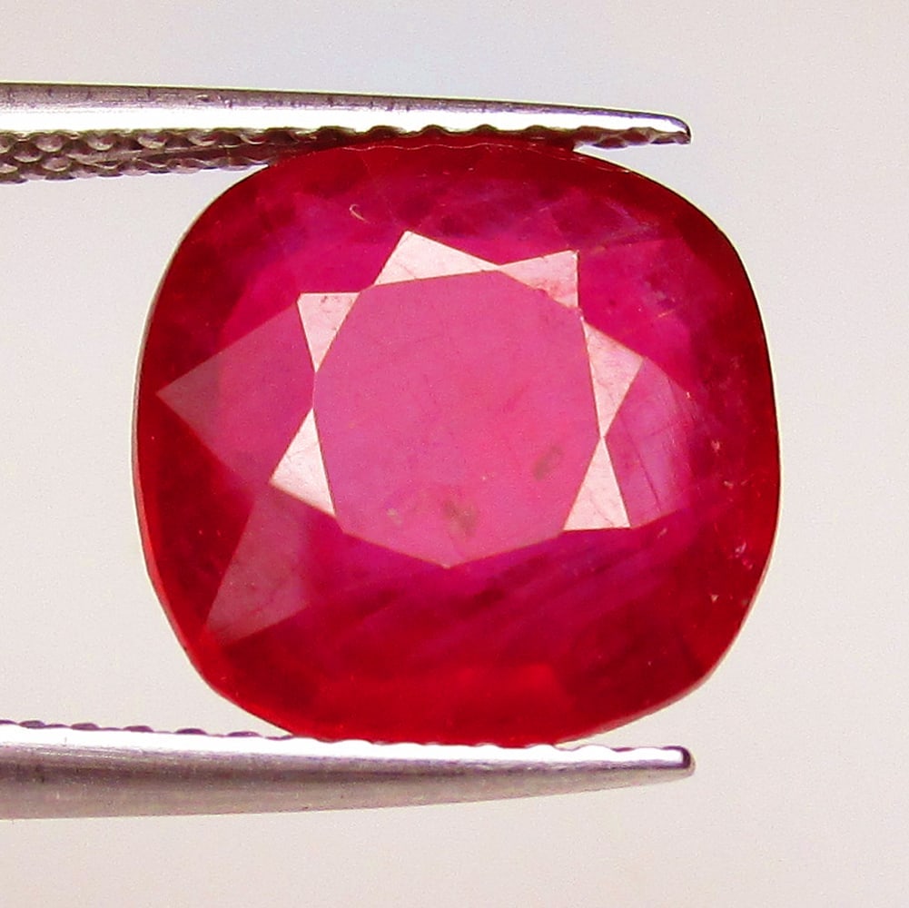5.19 Ctw Natural Mozambique Blood Red Ruby Square Cushion Cut (1 of 2)