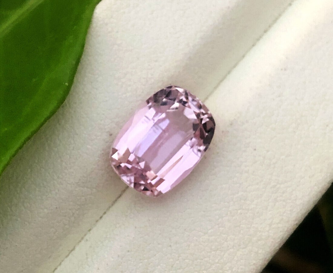 Kunzite, 6.20 cts Fancy Cut Natural Pink Kunzite Gemstone From Afghanistan: Kunzite, 6.20 cts Fancy Cut Natural Pink Kunzite Gemstone From Afghanistan - Item NR1035 Dimension 12x8x7 mm .... Weight 6.20 Carats .... No Treatment Natural Gemstone .... Reserve: $25.00 Shipping: D