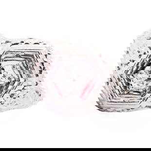 Vintage Estate Platinum Diamond Art Deco Filigree Ring: Vintage Estate Platinum Diamond Art Deco Filigree Ring Vintage Estate Platinum Diamond Art Deco Filigree Ring Product Description About This Piece: Vintage / Estate Platinum Art Deco Filigree Ring wit