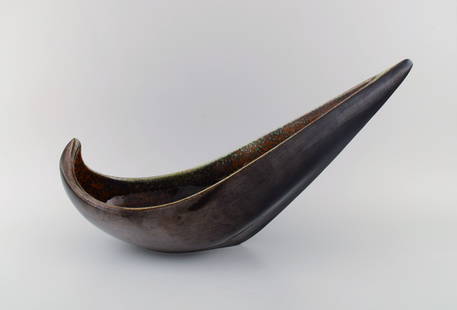 Maxime Fillon (1920-2003), France. Giant freeform bowl in glazed stoneware. Mid-20th century.: Maxime Fillon (1920-2003), France. Giant freeform bowl in glazed stoneware. Mid-20th century. Measures: 50 x 26 cm. In excellent condition. Signed. Reserve: $1,050.00 Shipping: Domestic: Shipping rate