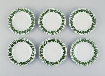 Six Meissen Green Ivy Vine dinner plates in hand-painted porcelain. 1940s.: Six Meissen Green Ivy Vine dinner plates in hand-painted porcelain. 1940s. Measuring: D 24.5 x H 3.5 In excellent condition. Marked First factory quality. Reserve: $392.00 Shipping: Domestic: Shipping