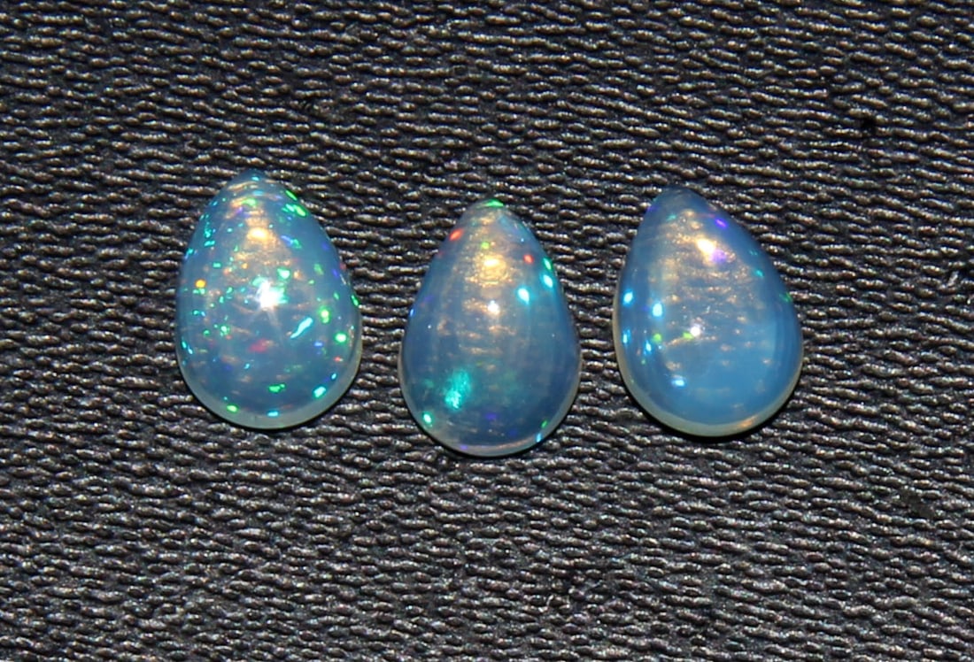 Lovely " Fire Ethiopian Opal " 0.88 Cts Natural Ethiopian Opal Pair (1 of 3)