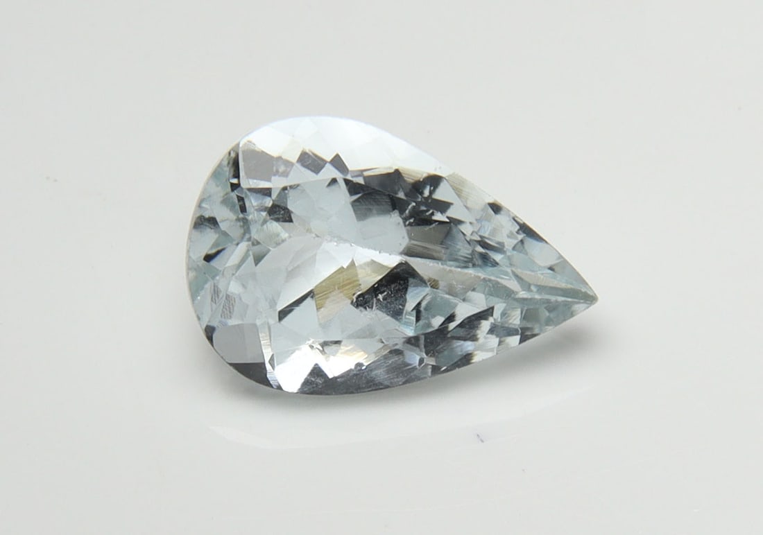 Marvellous " Natural Aquamarine " 2.79 Cts Natural Aquamarine Set: No Reserve! Title: Marvellous " Natural Aquamarine " 2.79 Cts Natural Aquamarine Set Additional Information: Gemstone : Natural Aquamarine Origin : Australia Weight : 2.79 carats Dimensions : 12x8 mm,