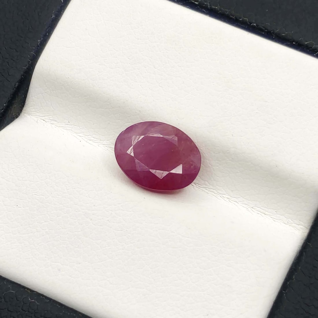 2.45 Ct Natural Unheated Pinkish Red Ruby (1 of 2)