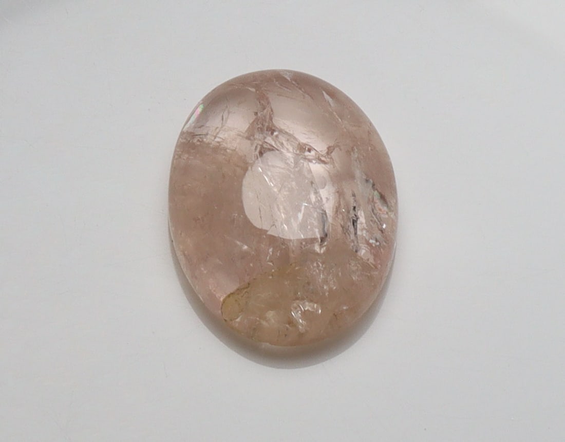Lovely " Natural Morganite " 4.11 cts Natural Morganite: No Reserve! Title: Lovely " Natural Morganite " 4.11 cts Natural Morganite Additional Information: Gemstone : Natural Morganite Shape and Cut : Oval Cabochon Weight : 4.11 carats Measurements : 12.70x