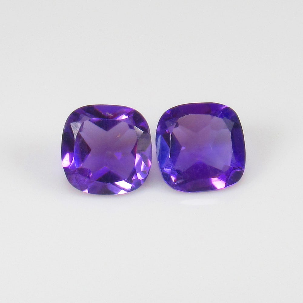 1.60 Ct - Natural Purple Amethyst Pair (1 of 2)