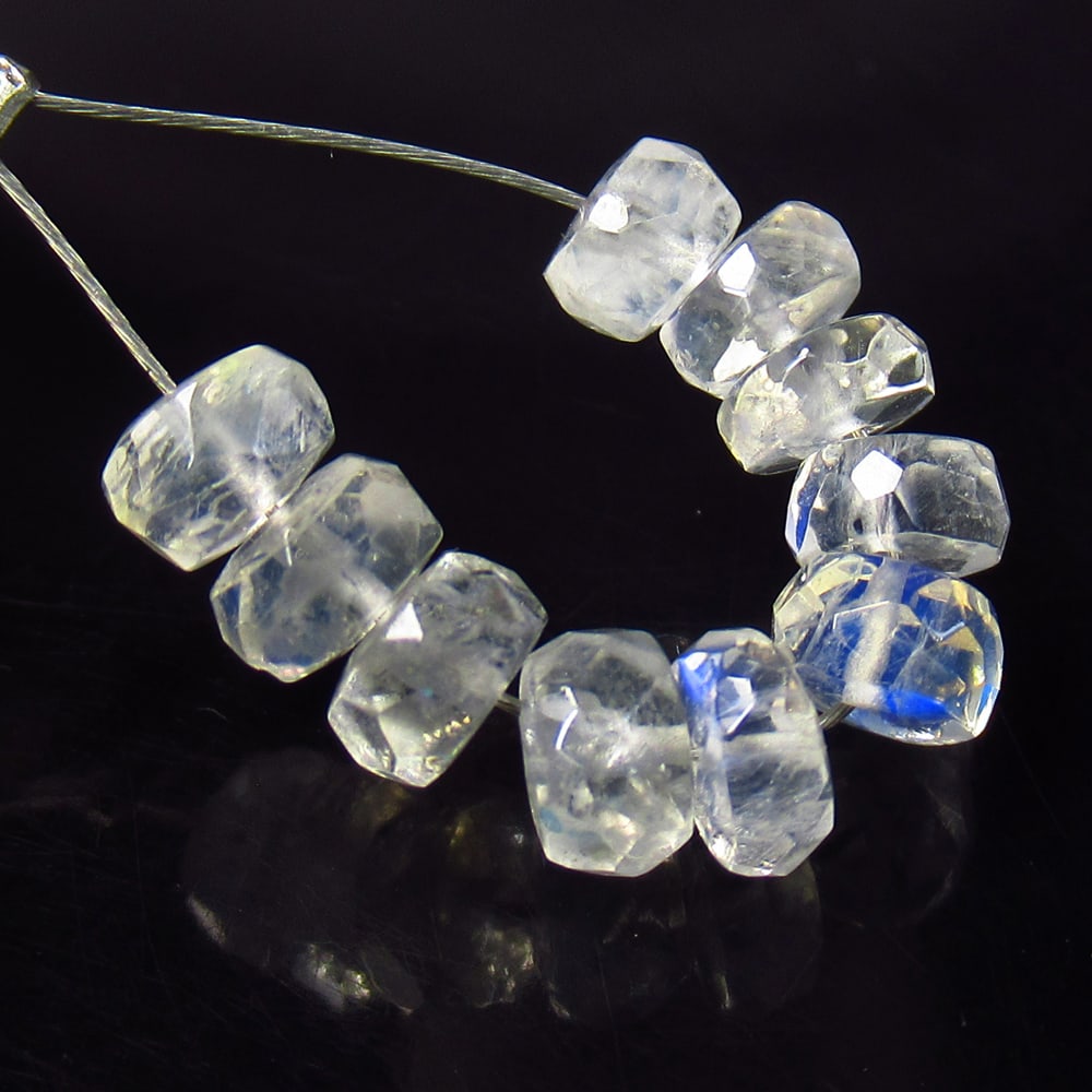 4.12 Ctw Natural 10 Drilled Blue Moonstone Round Beads: No Reserve! Title: 4.12 Ctw Natural 10 Drilled Blue Moonstone Round Beads Stone Clarity: Semi-Transparent Gemstones: Natural Moonstone Beads Carat Weights: 4.12 Size/Dimensions: 4.00 - 4.20 mm / 10 PC
