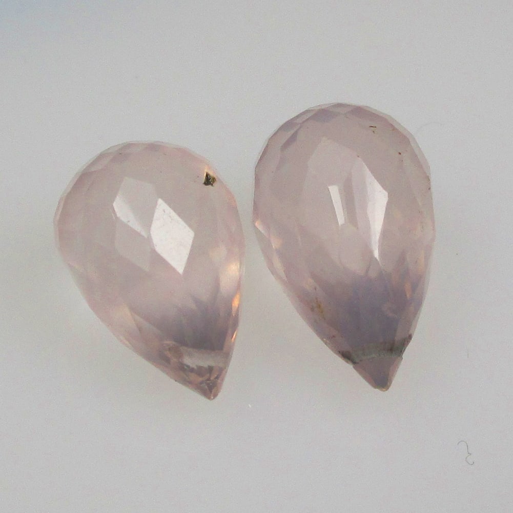 8.41 Ctw Natural 2 Rose Quartz Pear Drop Beads: No Reserve! Title: 8.41 Ctw Natural 2 Rose Quartz Pear Drop Beads Stone Clarity: Semi-Transparent Gemstones: Natural Rose Quartz Beads Carat Weights: 8.41 Size/Dimensions: 13.20 x 7.80 x 7.80 mm / 2 P