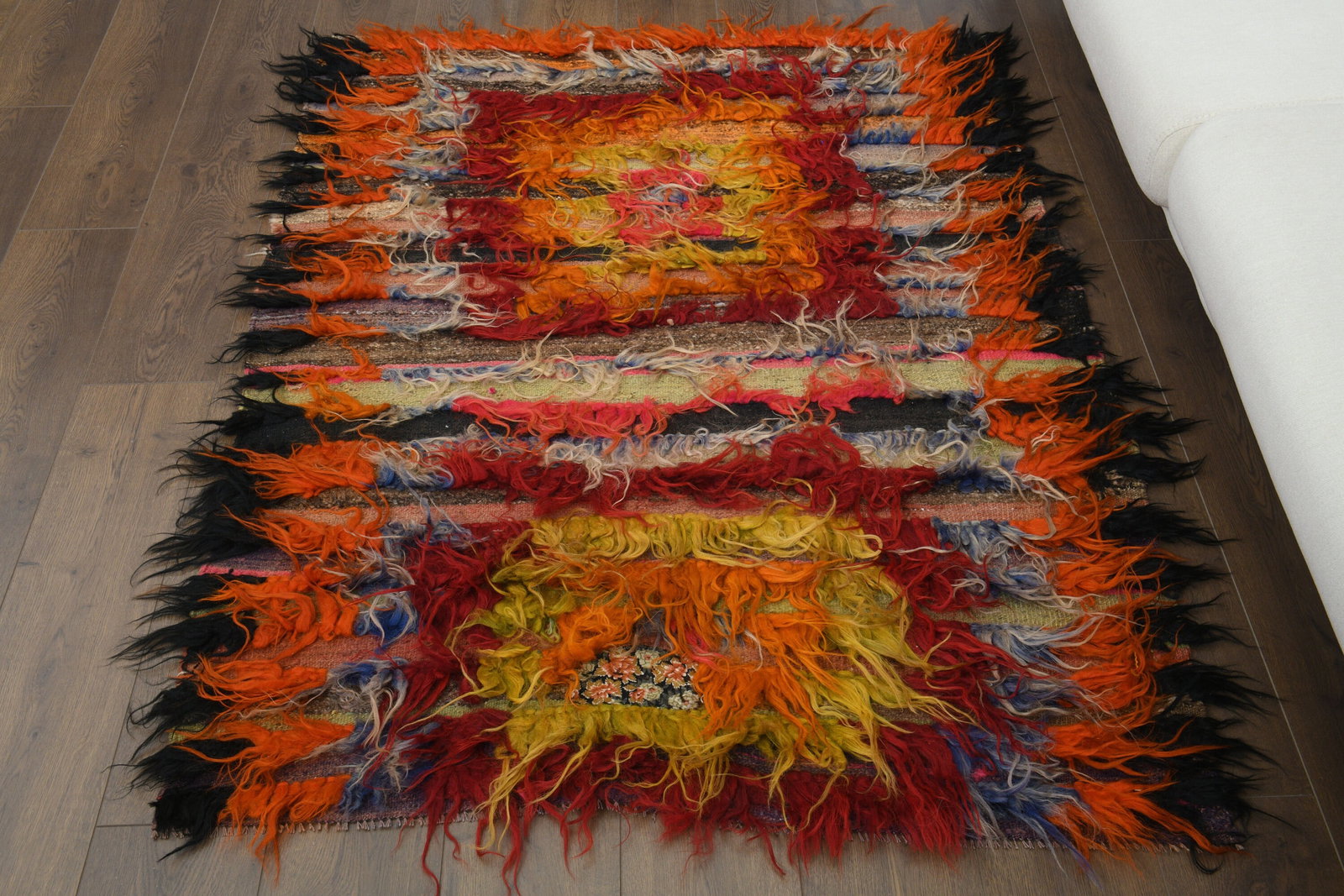 1970s Kilim Oushak Handmade Wool Rug: Title: 1970s Kilim Oushak Handmade Wool Rug Origin: Turkey Date/Period: 1960 - 1970 Materials: Wool and Cotton Size: Dimensions: 3.9x4.9 ft (120x150 cm) Description: This Turkish one-of-a-kind Vintage