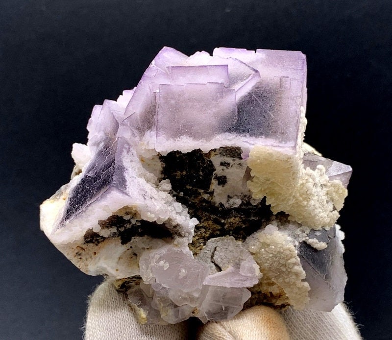 147 grams very beautiful natural top quality blue coubic flourite specimen from baluchistan pakistan (1 of 9)