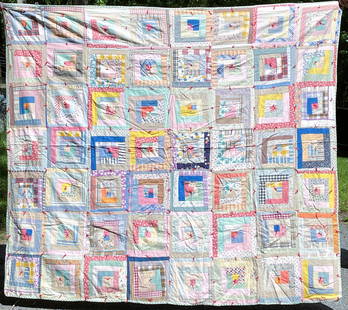 ANTIQUE PATCHWORK QUILT: Title: ANTIQUE PATCHWORK QUILT Date/Period: APPROX 1930-50'S Dimension: approx 81 x 71.5 Material: fabric Additional Information: ANTIQUE PATCHWORK QUILT Shipping: Domestic: Flat-rate of $19.00 to any