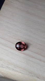 Vivid Pink Sapphire,handcrafted cut 0.90 ct: Title: Vivid Pink Sapphire,handcrafted cut 0.90 ct Metal Purity: 100% natural gemstone Gemstones: Madagascar sapphire Carat Weights: 0.9 Size/Dimensions: Length 5.86 x Width 4.82 x Height 3.53 mm