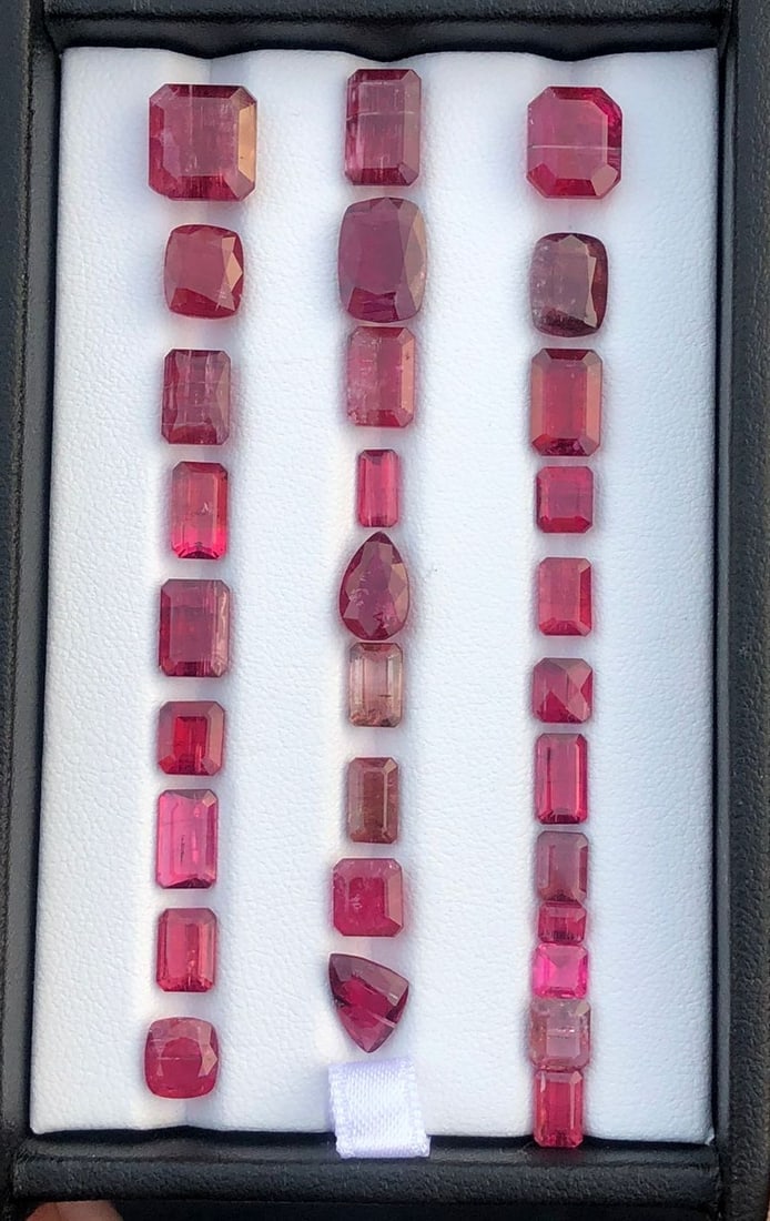 50 Carats Beautiful Rhodolite Garnet Gemstone Lot (1 of 5)