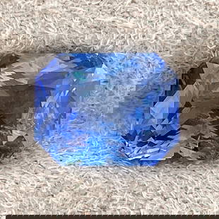 5.61 Cts Blue Sapphire: Specification Variety/Type: Sapphire Shape: Radiant Dimension (L x W x D): 10.70X8.38X6.21MM Total Carat Weight (TCW): 5.61 Clarity: SI Treatment : T