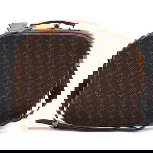 LOUIS VUITTON Packall travel bag in monogram coated canvas: Title: LOUIS VUITTON Packall travel bag in monogram coated canvas Materials: Coated canvas Measurements/Size: DIMENSIONS: L: 45cm - H: 38cm - W: 16cm Description: (5395B663). Louis Vuitton Packall tra