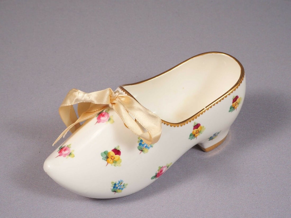 Minton Rose Pansy Forget Me Not c. 1900 Porcelain shoe boot RARE Figurine (1 of 5)