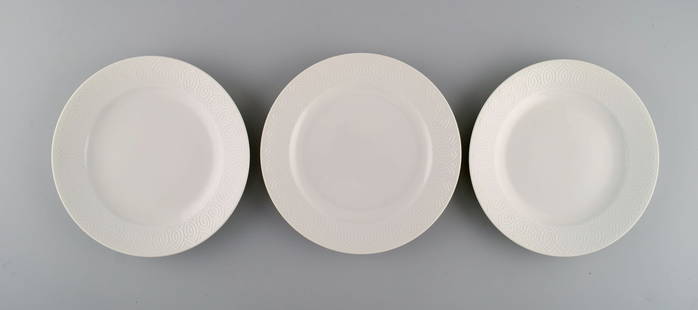 Royal Copenhagen. Salto Service, White. Three plates. 1960s.: Royal Copenhagen. Salto Service, White. Three plates. 1960s. Diameter: 19.5 cm. In excellent condition. 1st factory quality. Designed by Axel Salto in 1956. Reserve: $119.00 Shipping: Domestic: Shippi