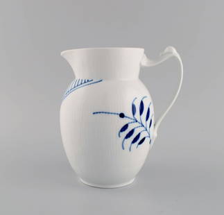 Royal Copenhagen Blue Fluted Mega jug. 21st Century. Model number 444.: Royal Copenhagen Blue Fluted Mega jug. 21st Century. Model number 444. Measures: 19 x 18 cm. In excellent condition. Stamped. 1st factory quality. Reserve: $189.00 Shipping:Domestic: Shipping rates