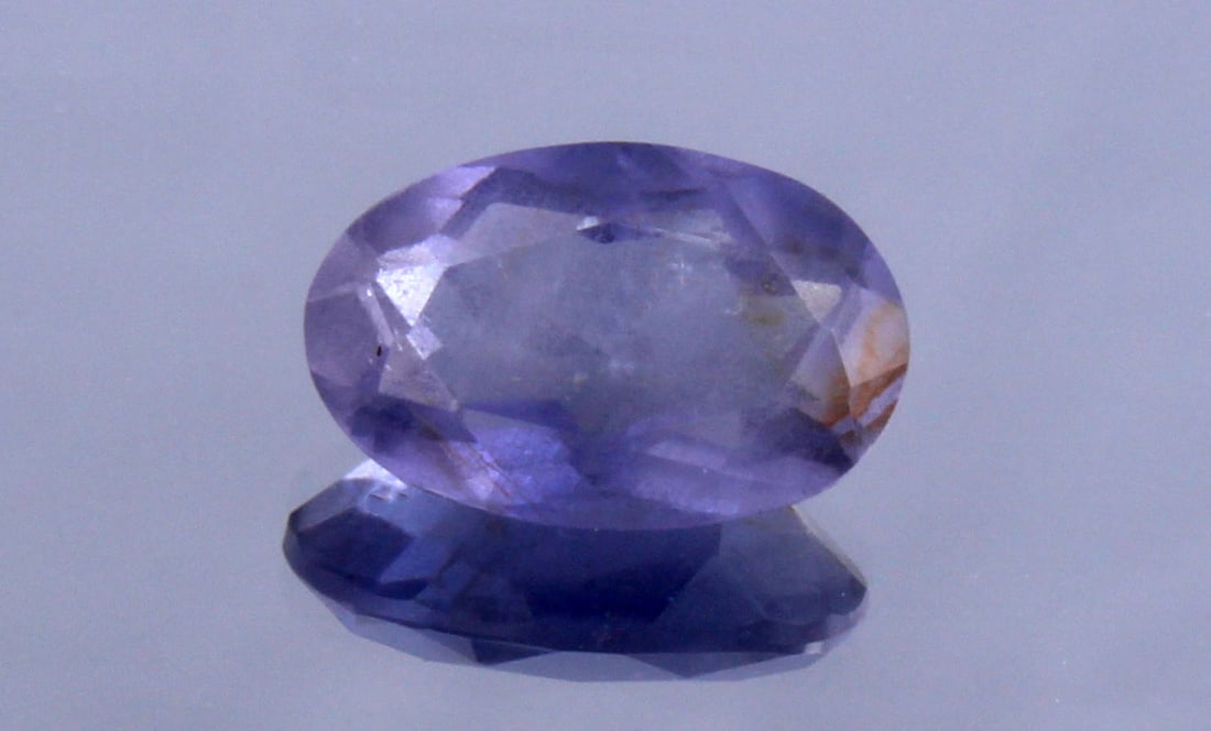 Stunning " Natural Iolite Violet " 2.94 Cts Natural Iolite (1 of 5)