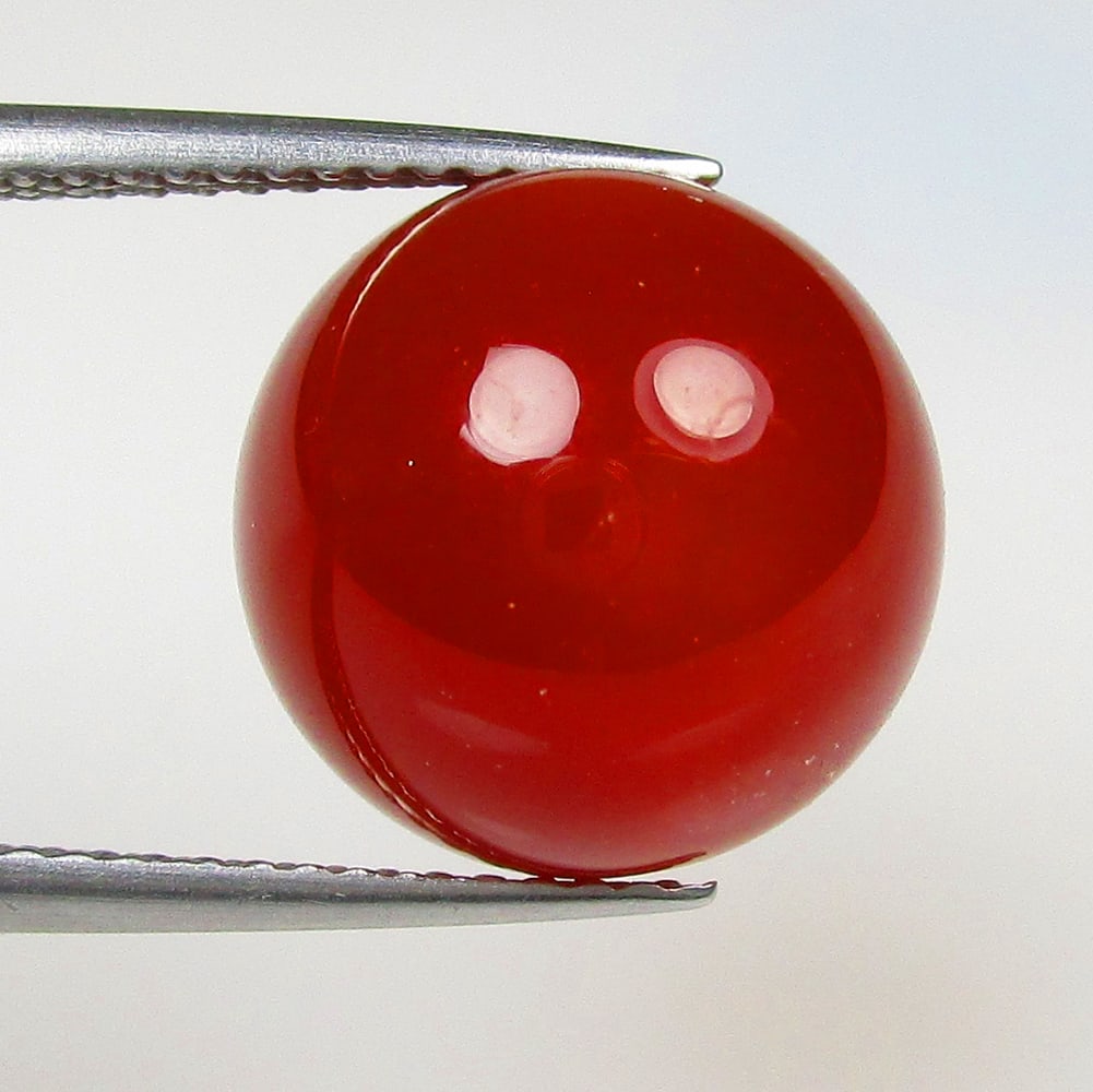 11.47 Ctw Natural Orange Carnelian Round Beads: No Reserve! Title: 11.47 Ctw Natural Orange Carnelian Round Beads Stone Clarity: Semi-Transparent Gemstones: Natural Carnelian Beads Carat Weights: 11.47 Size/Dimensions: 12.20 x 12.30 mm Additional I