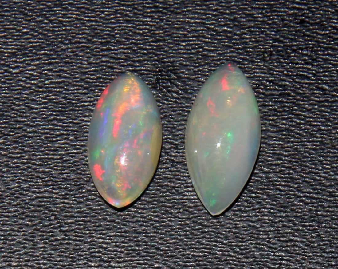 Marvellous " Fire Ethiopian Opal " 1.57 Cts Natural Ethiopian Opal Lot (1 of 2)