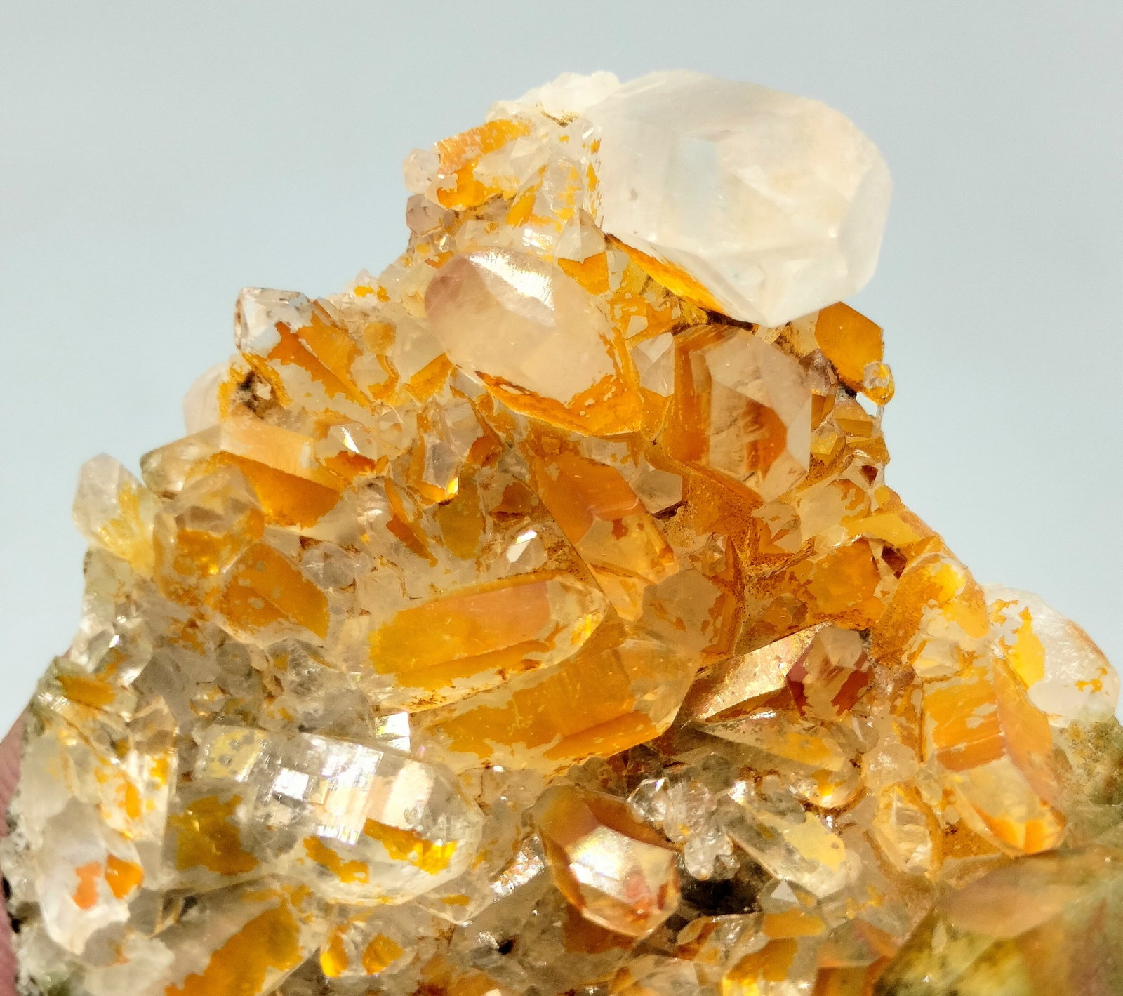 131 Gram Beautiful Extremely Rare Natural Perfect Chlorine Quartz Specimen~: Title: 131 Gram Beautiful Extremely Rare Natural Perfect Chlorine Quartz Specimen~ Treatment: Natural Weight: 131 Gram Size/Dimensions: 106x65x28 mm Origin: Pakistan Reserve: $30.00 Shipping: Domestic