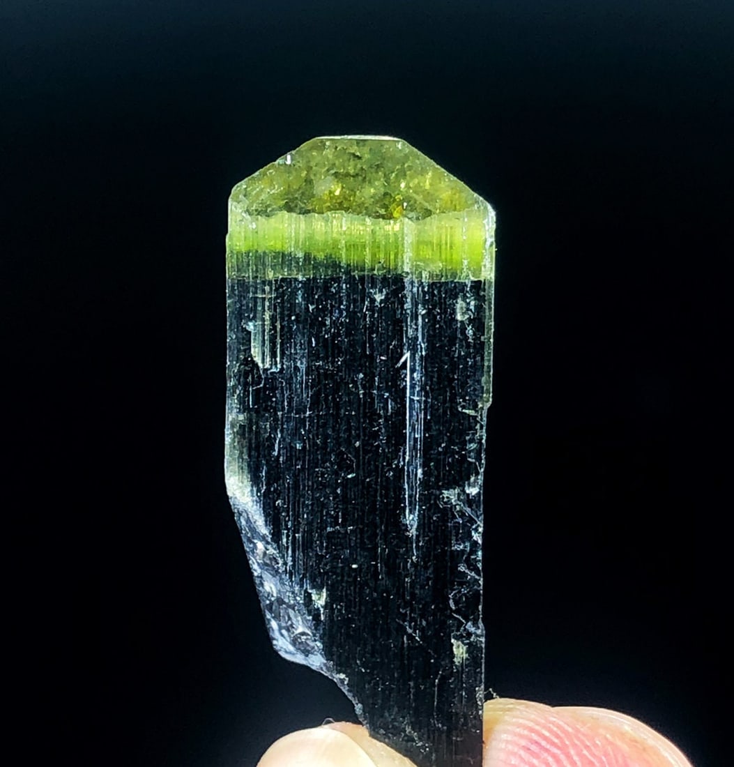 Green Cap Tourmaline Crystal, Natural Tourmaline, Green Cap Tourmaline Specimen, Tourmaline Mineral: Materials: Tourmaline Green Cap Tourmaline Crystal, Natural Tourmaline, Green Cap Tourmaline Specimen, Tourmaline with Albite From Astak Pakistan Weight: 24.20 Carats Size: 30 x 10 x 10 mm Treatment :