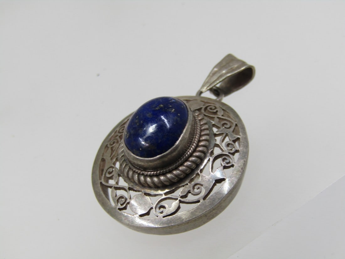 Vintage Balinese Sterling Lapis Lazuli Pendant, filigree 1970's-1980's, 1.5" (1 of 6)