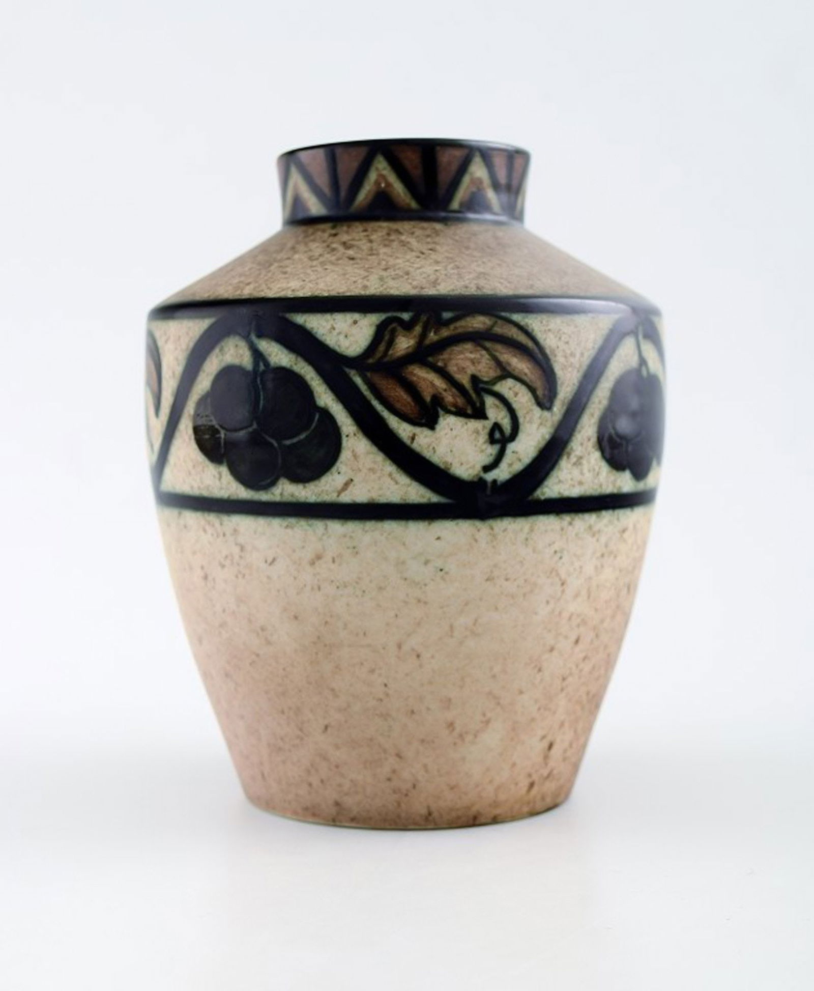 Josef Ekberg, Gustavsberg pottery vase.: Josef Ekberg, Gustavsberg pottery vase. Measures 14 x 11 cm. Marked Gustavsberg, JE. In perfect condition. Reserve: $175.00 Shipping: Domestic: Shipping rates are determined by destination Internation