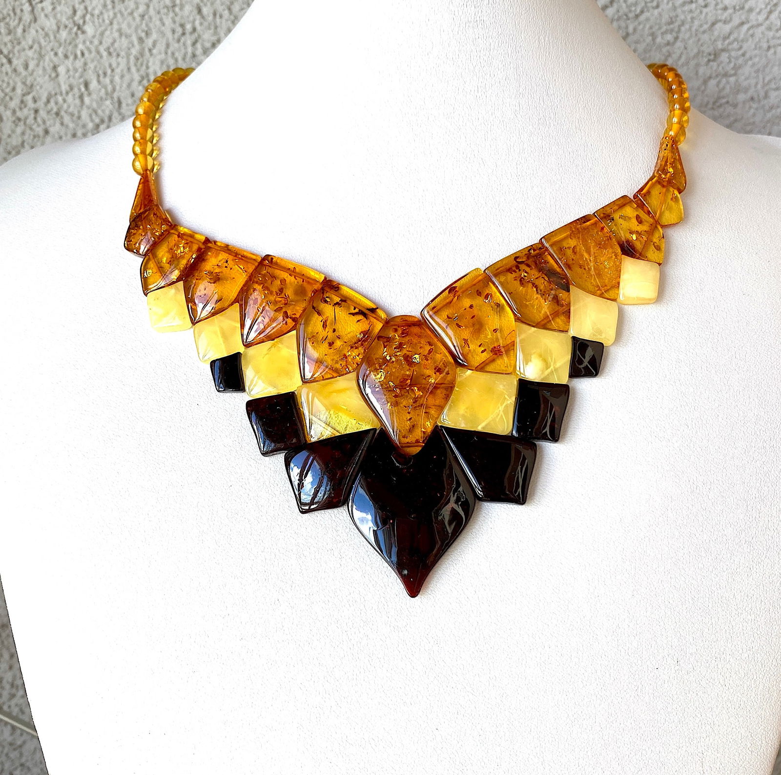Remarkable Amber Cleopatra necklace (1 of 9)